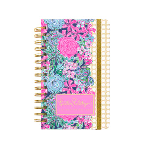 Lilly Pulitzer Medium 17 Month Agenda in Always Be Blooming