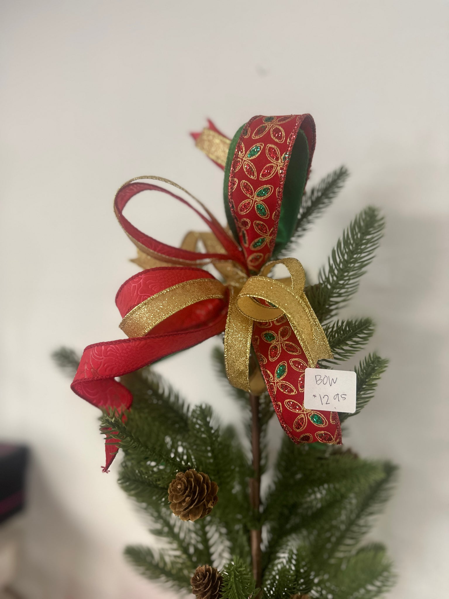 Small Holly Berry Bow