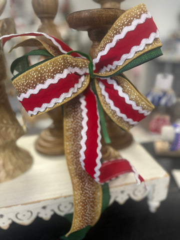 Small Gingerbread Lane Bow