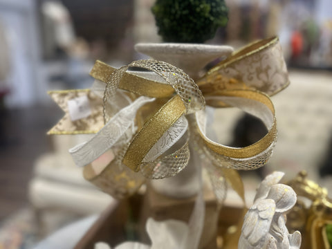Small Golden Elegant Bow
