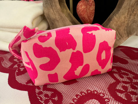 Pink Leopard Print Nylon Cosmetic Zippered Pouch