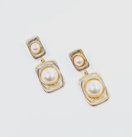 Pearl Mirage Earrings