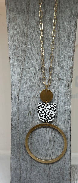 Gold Paperclip Chain Necklace with Leopard Design and Gold Circle Pendant