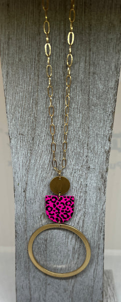 Gold Paperclip Chain Necklace with Leopard Design and Gold Circle Pendant