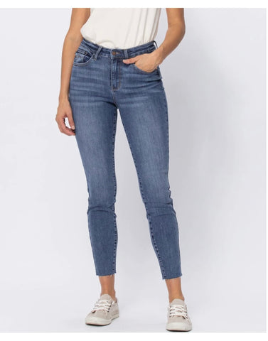 Judy Blue Hi-Waisted Embroidered Pocket - Relaxed Fit