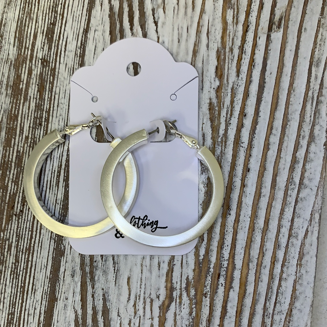 1.25” Chunky Hoops - Grove Clothing & Co.